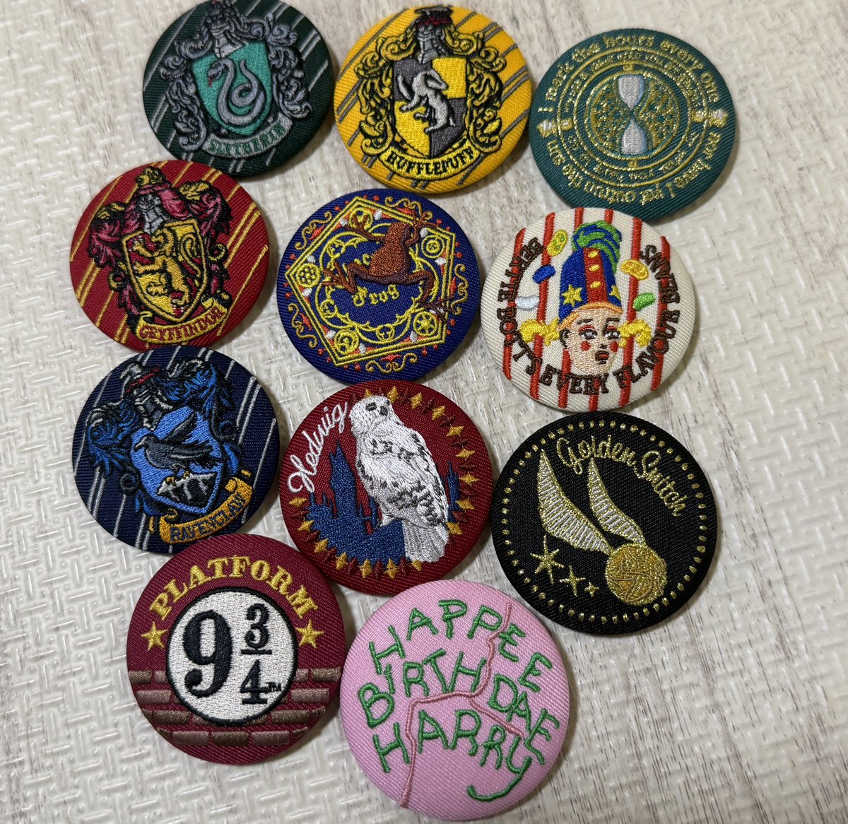ar30toma's tweet photo. 人生初の箱買い https://t.co/IrckknakZC