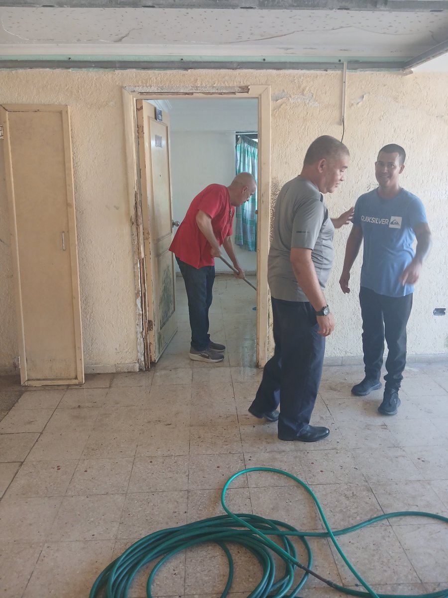 DirectorClT's tweet photo. Cambio de labor en @ClubTropicalVro ,@OsvaldoBetanc18 ,@RemediosRo84928 ,@adis_lucia ,@ArbolaezId78828 https://t.co/DSG55GZRNE