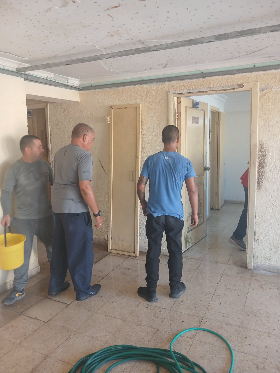 DirectorClT's tweet photo. Cambio de labor en @ClubTropicalVro ,@OsvaldoBetanc18 ,@RemediosRo84928 ,@adis_lucia ,@ArbolaezId78828 https://t.co/DSG55GZRNE