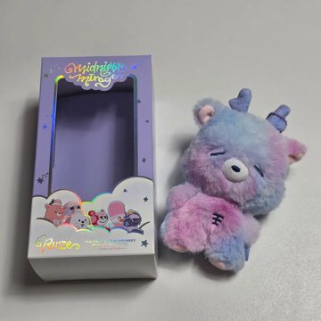 chubeenn's tweet photo. ดีล / ไม่พร้อมส่ง 🧡

Riize midnight mirage doll อูรักบัม ซองชาน A ver.

* ได้สินค้าตามรูป ไม่ได้การ์ด

🧡 990.- รวมส่งในเกา + ส่งแอร์

ค่าส่งในไทย 45 + 5

Dm / แอด line หน้าโปรไฟล์

#ตลาดนัดน้องข้าว #ตลาดนัดriize https://t.co/Tkv5jovL6d