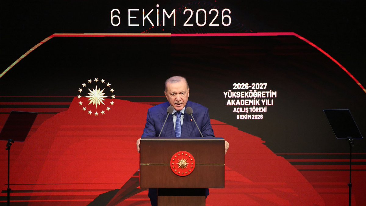 selcukuniresmi's tweet photo. Rektörümüz Sayın @ProfDrHYilmaz; Cumhurbaşkanımız Sayın @RTErdogan’ın katılımıyla gerçekleştirilen Yükseköğretim Kurulu 2026-2027 Akademik Yılı Açılış Töreni’ne Rektör Yardımcımız Prof. Dr. Haldun Soydal, Tıp Fakültesi Dekanımız Prof. Dr. Hüsnü Alptekin, Teknoloji Fakültesi Dekanımız Prof. Dr. Humar Kahramanlı Örnek ve Üniversitemizi temsil eden öğrencilerimizle birlikte katıldı. 

Yeni akademik yılın ülkemiz, yükseköğretim camiamız ve Üniversitemiz için hayırlı olmasını diliyoruz. 💫

#SelçukÜniversitesi 🏆