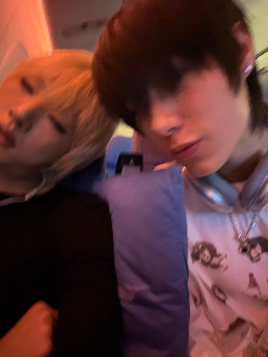 OMARIO_CLUBTH's tweet photo. [ OMAR in NexT1DE’s Weibo Update! ] #OmarUpdate ! 20261007

" อ้าวหม่าออนไลน์ปุ๊บ ก็ส่งพี่ ๆ ที่กำลังหลับสนิททั้ง 6 คนมาให้ OHNA เลย "

🖇 https://t.co/RKI0ey9bK1

#NexT1DE_OMAR #tOmar
#唐奥玛 #OmarTang #NexT1DE https://t.co/jP8v2FcyIB