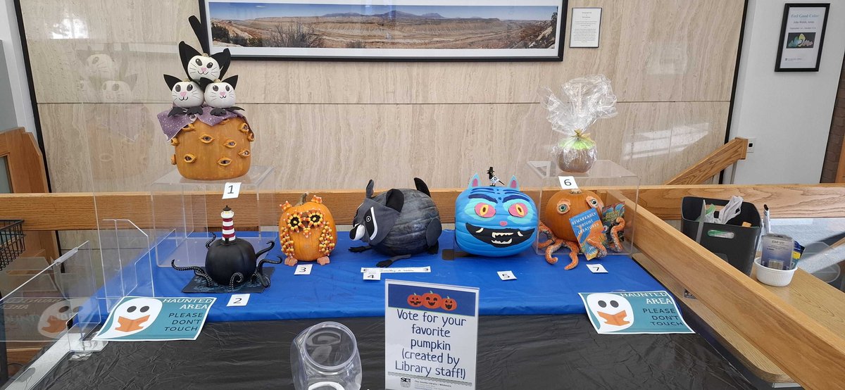 _CountyLibrary's tweet photo. 🎃 Last chance to vote on our annual Staff Pumpkin Decorating Contest at Whitmore... Everyone at #TheCountyLibrary is ready for its most important part: your votes! 👀👏

Stop by Whitmore and check out this year’s impressive pumpkins. Patrons can vote until Friday, October 23. 🏆 https://t.co/v59SdFlsSv