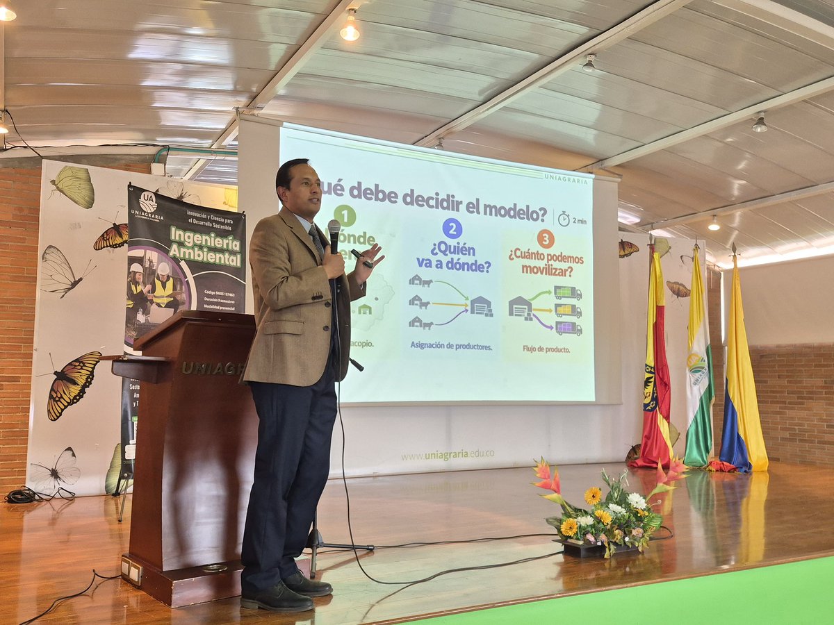 UNIAGRARIA's tweet photo. 🔬🤖
UNIAGRARIA reunió a estudiantes, docentes e investigadores en el IX Congreso Internacional, XIII Congreso Institucional y XIII Encuentro Interno de Semilleros de Investigación, alrededor de la inteligencia artificial, la ciencia y el desarrollo regional. https://t.co/qgxvhuQN3e