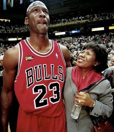 Dabe__jr's tweet photo. A week has passed already.
This one was for you mum❤️ https://t.co/uRpoAxHDpr
