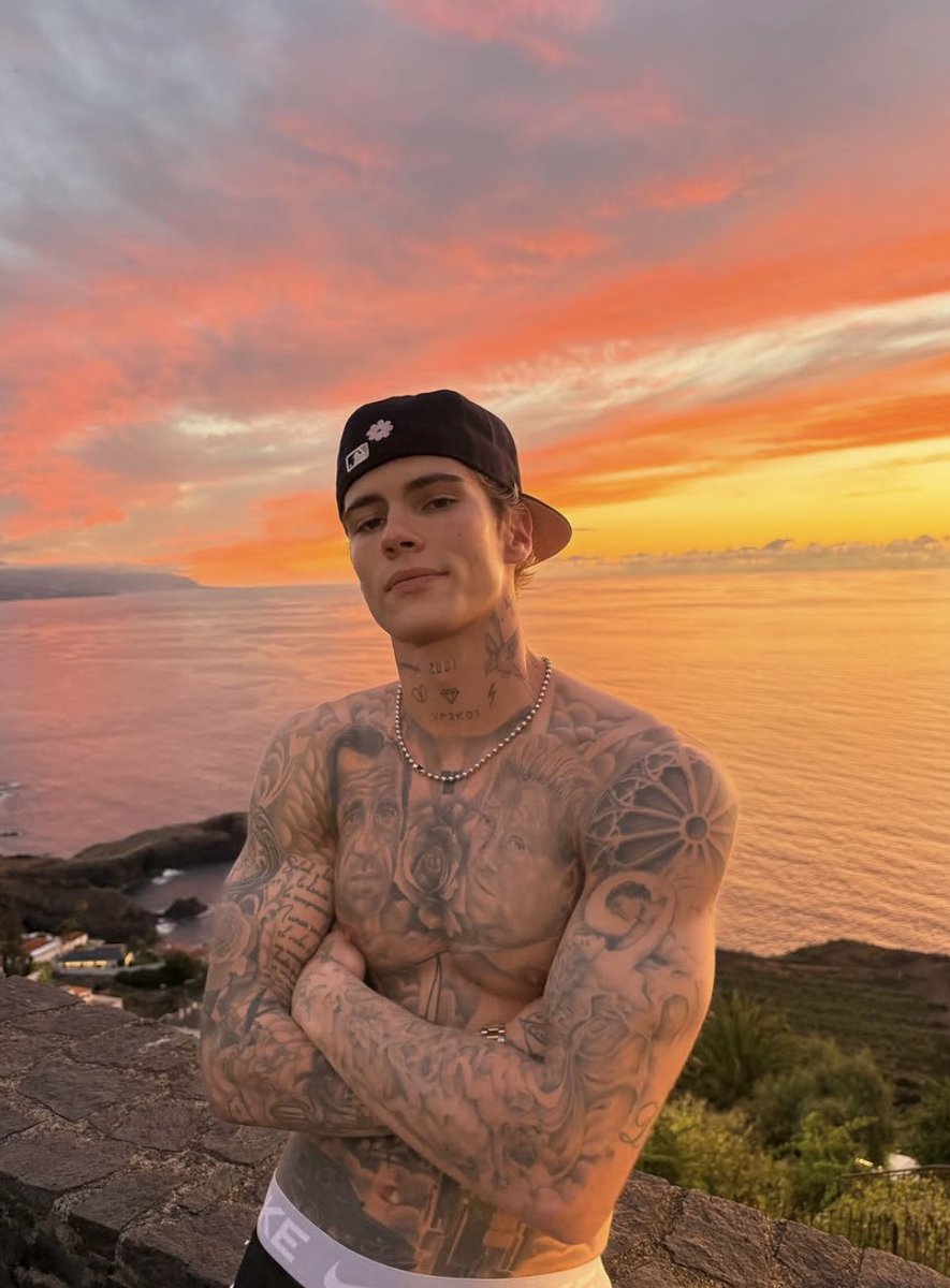 mattnoirx's tweet photo. ͏͏
͏ ͏͏ ͏ ͏
  ͏ ͏ ͏
͏ ͏͏ ͏ ͏
  ͏ ͏ ͏/    ☬   matteo 
            ー   𝗆𝖺𝖽𝖾 𝖺 𝗇𝖾𝗐  ..   𝓹icture ༒
       ⠀
⠀ https://t.co/QWtSGTYdfJ