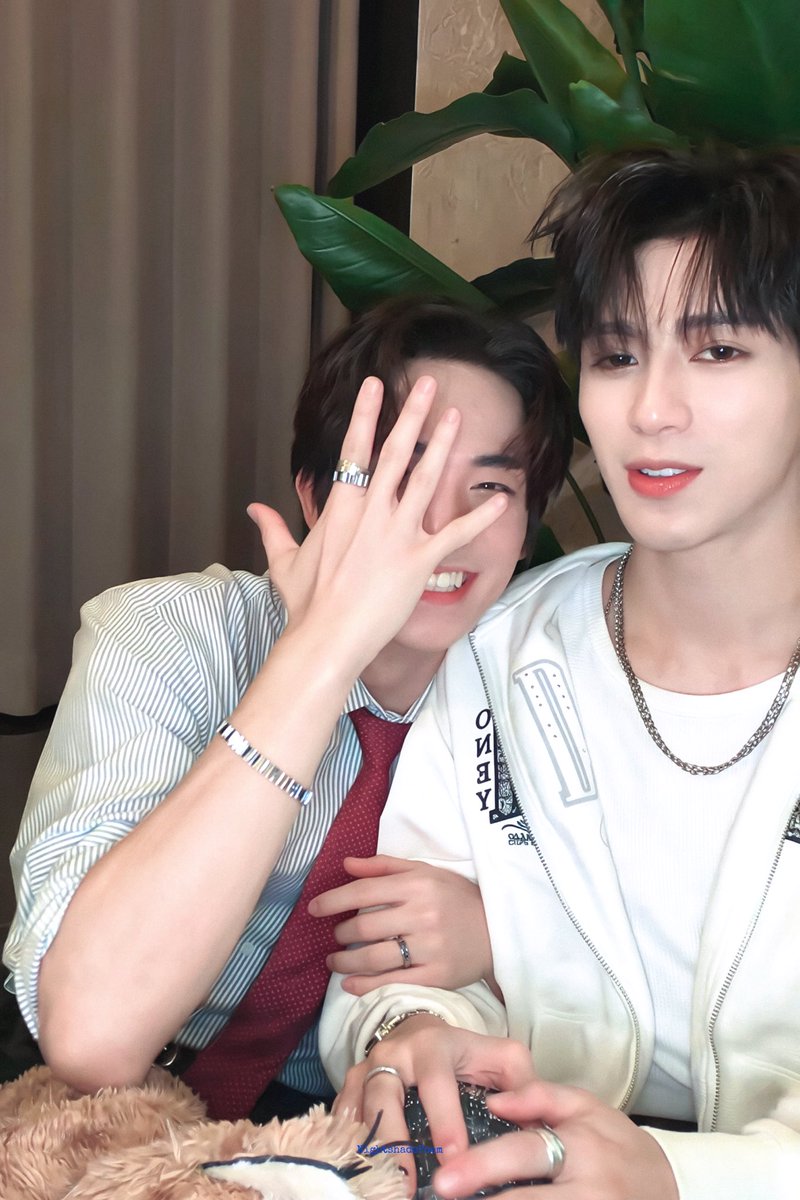Nightshadepo's tweet photo. How lovely you both are🥺
#彭梓燁Leo #億軒Kingston #LeoKing https://t.co/fAGbv2Up3G