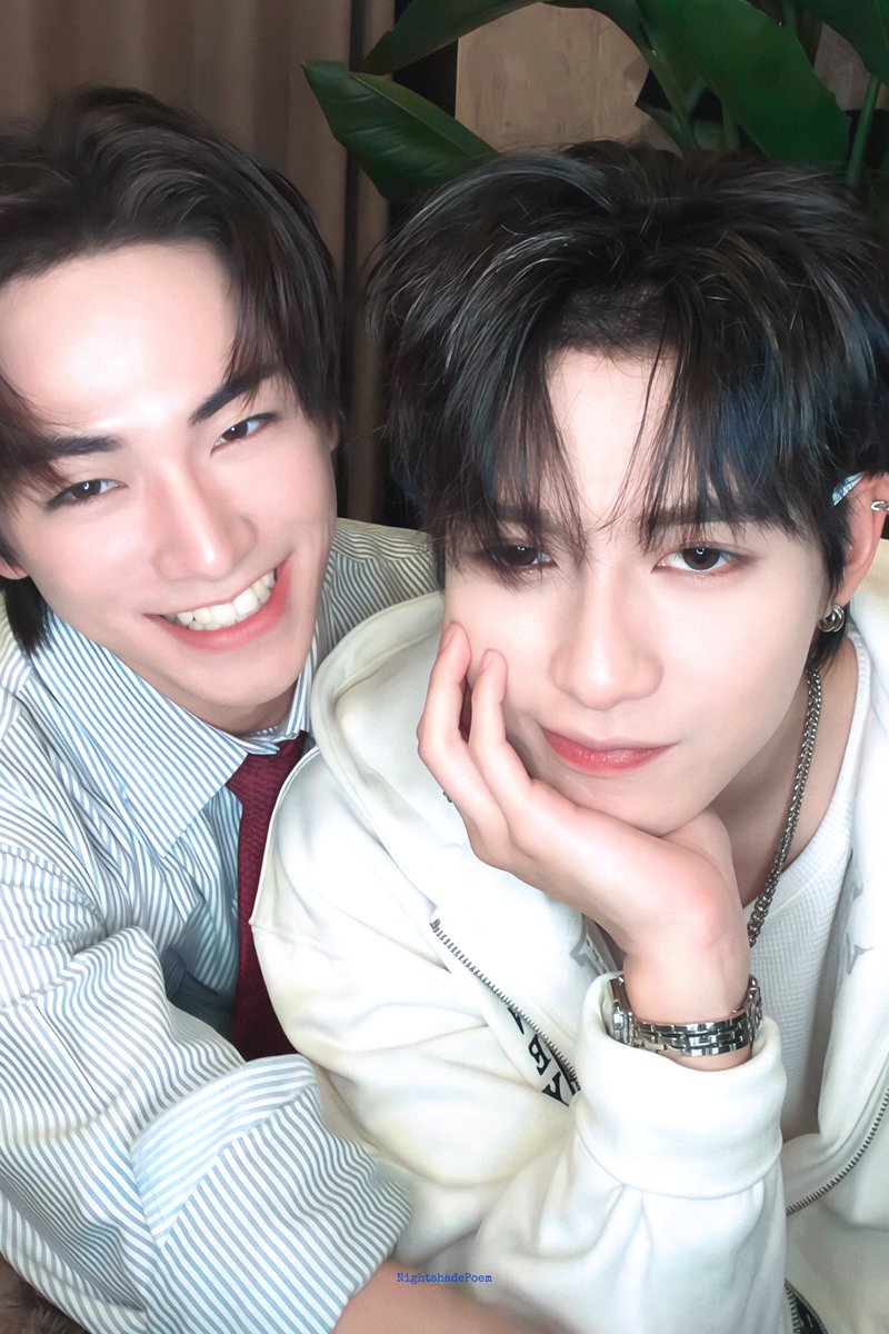 Nightshadepo's tweet photo. How lovely you both are🥺
#彭梓燁Leo #億軒Kingston #LeoKing https://t.co/fAGbv2Up3G
