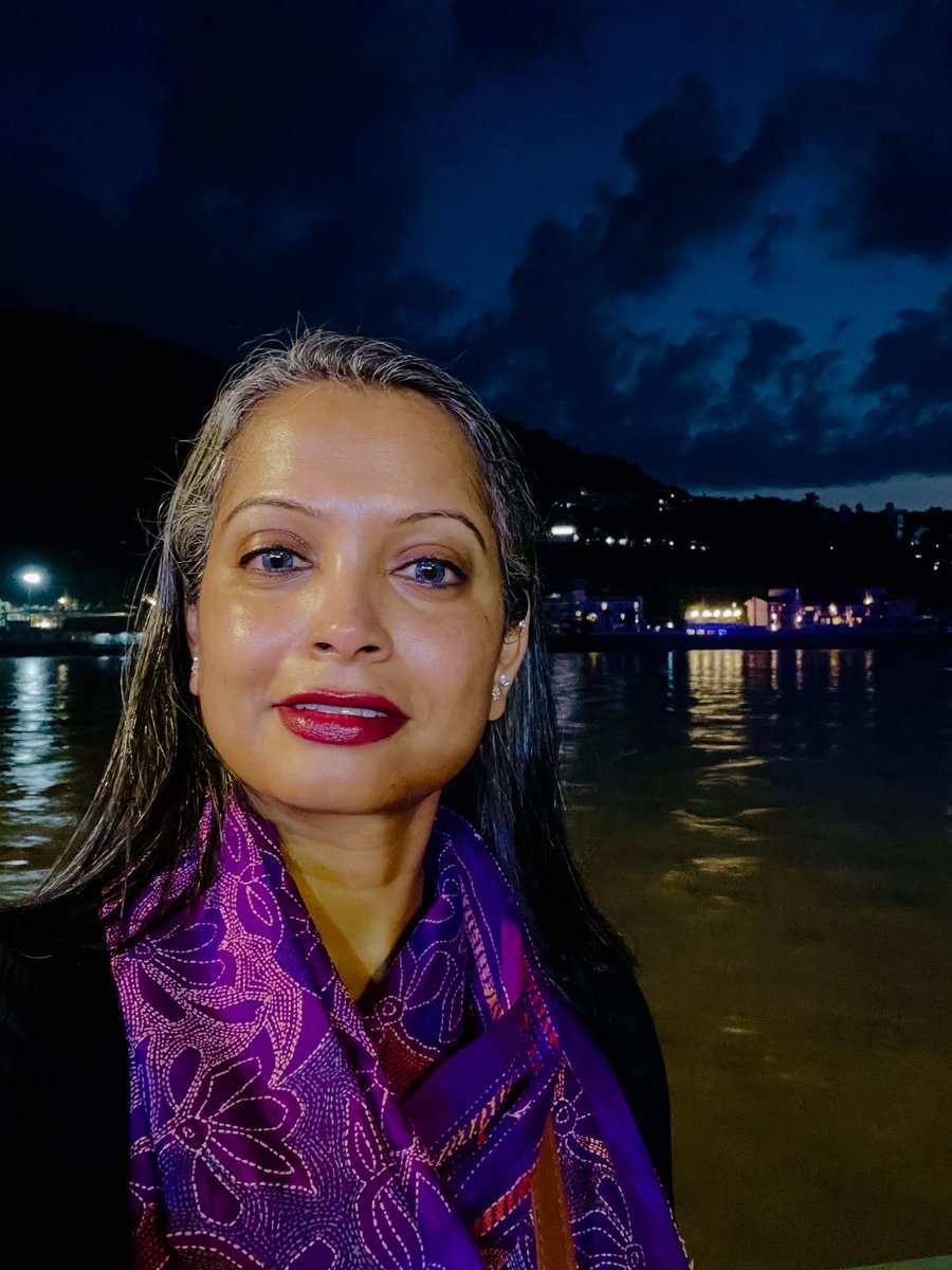 _dayfabulous's tweet photo. For moments like these, I’d be willing to be born again. Rishikesh. https://t.co/88kgO8AwF5