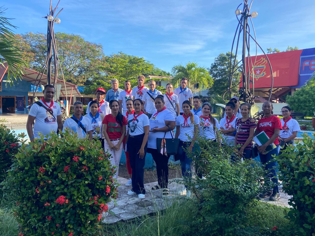 MaiteEscobarRi1's tweet photo. Realizó la #OPJM clase metodológica provincial en la provincia #LasTunas .
#CubaEstáFirme https://t.co/2qYEqdvSBA