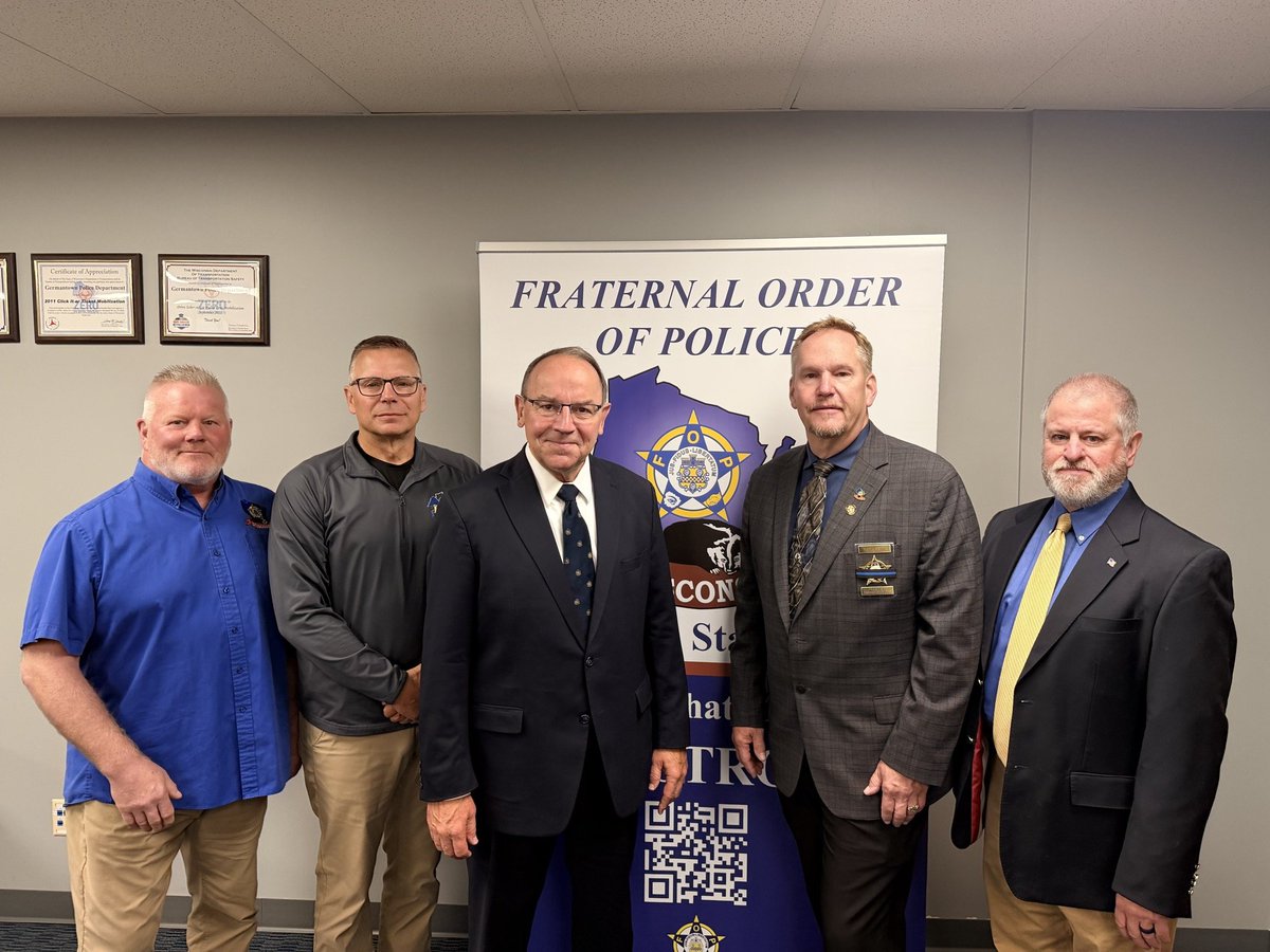 TiffanyWarRoom's tweet photo. 🚨 BREAKING: The Wisconsin Fraternal Order of Police has officially endorsed Tom Tiffany to be the next Governor of Wiscosin:

“As governor, Tom will stand with law enforcement and make sure officers have the tools, training, and support they need to keep our communities safe." https://t.co/pKMmcL27Fc