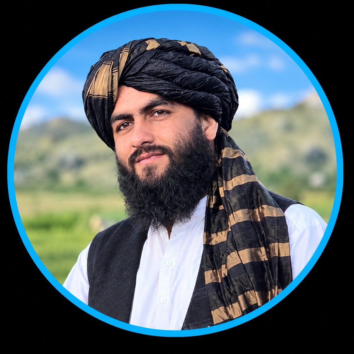 lugarwall_1's tweet photo. زما پخواني اکاونټونه څو ځله بند شول، خو بیا هم له تاسو سره یم. ❤️
که زما ملاتړ کوئ، اکاونټ مې فالو او دا پوسټ ریټویټ کړئ. 🔄
راځئ چې دا ځل مو شمېر لا ډېر شي! 🤝 https://t.co/RkFpciJc6O