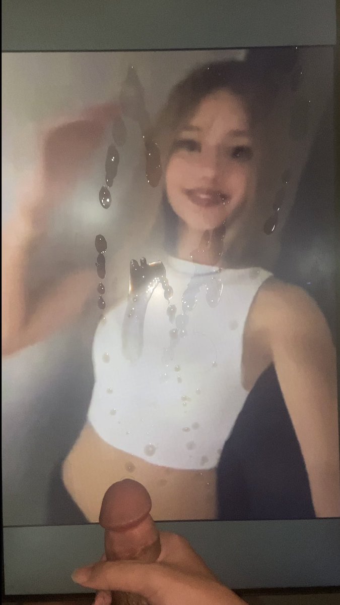 Oliverci7bc's tweet photo. 👀👀

#cumtribute #cum #cock #masturbation #dick #facial #semen #tribute #cocktribute #horny #ejaculation #slut #irl #jerking https://t.co/zaHMqPkOWK