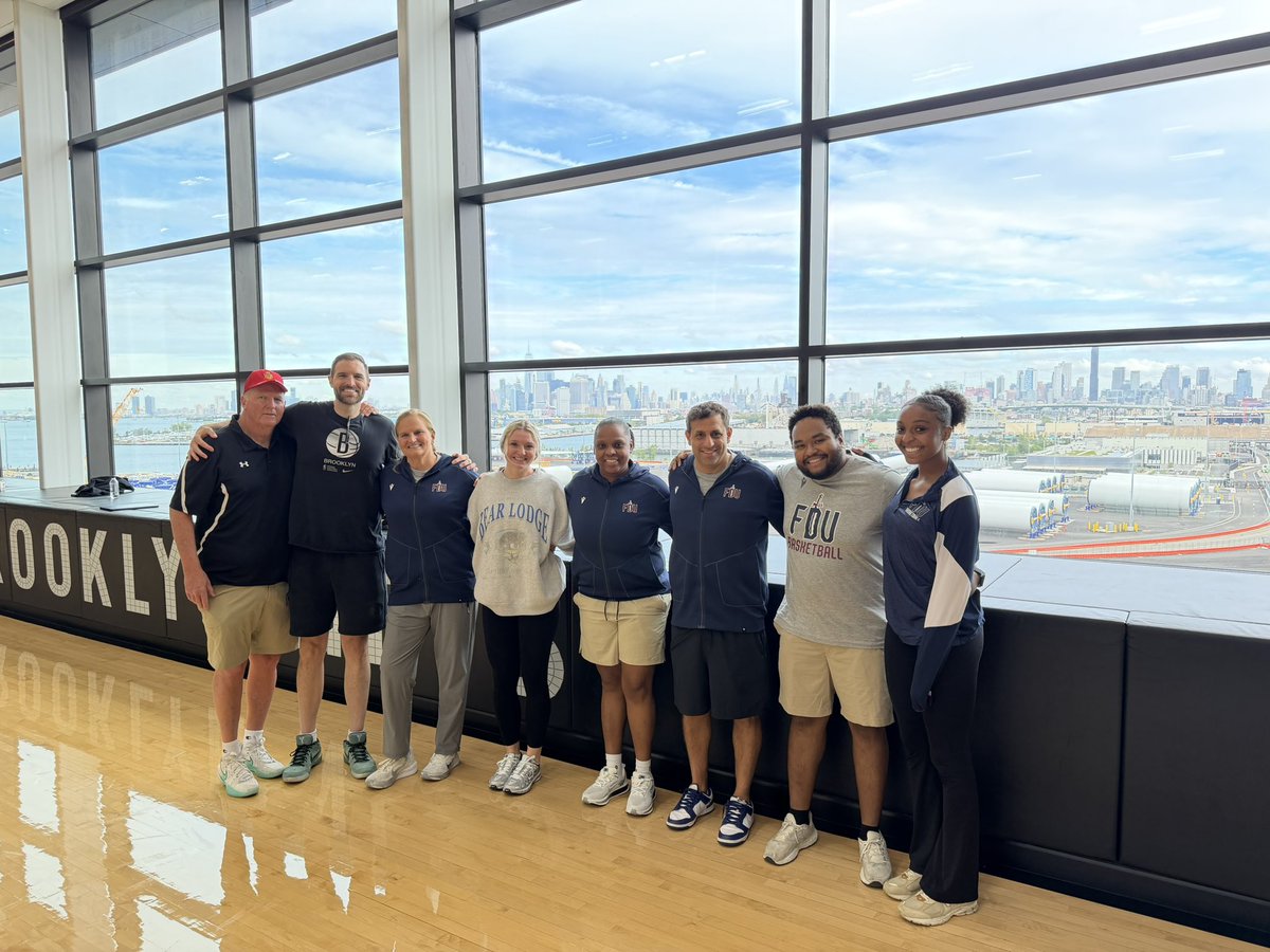 Coachgaitley's tweet photo. “TERRIFIC TUESDAY”……why??? ……..Because it’s
 NATI🏀NAL C🏀ACHES DAY and I am so lucky to be surrounded by my staff-AND my “bonus staffs💪🏻” https://t.co/f5oeWUt4DL