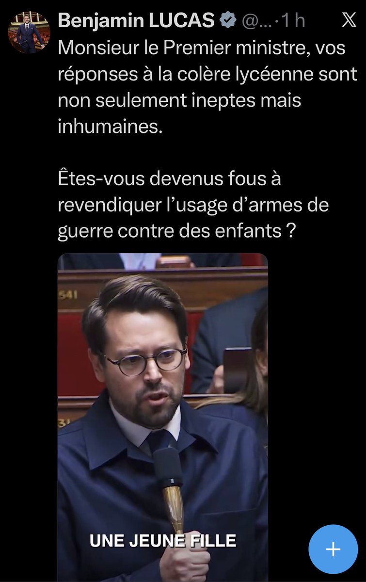 mistertim4us's tweet photo. @MathTim4Us je te présente un des camarades en résistance avec nous !!
Il est aussi ami avec le camarade Philippe… on sent qu’ils ont dû s’épanouir au mjs du temps de Benjamin… https://t.co/YyHvddT5vq