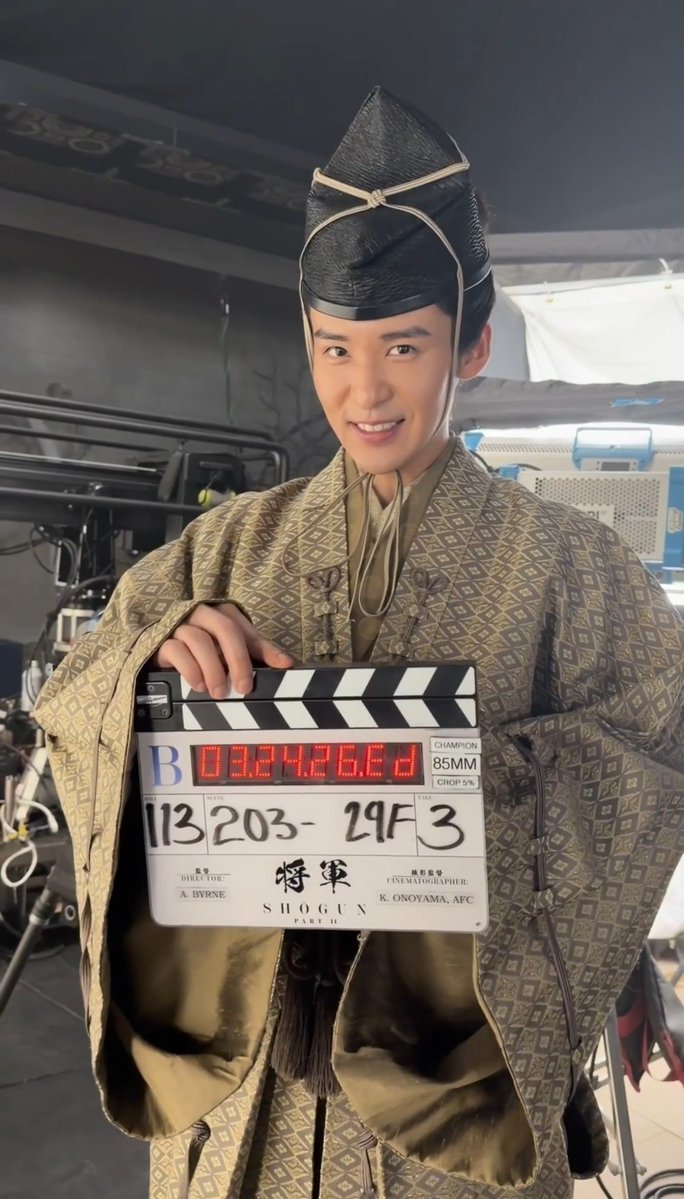 erntsoul's tweet photo. GUA NANGIS!!! SIALANNNN 😭😭😭😭😭
SEBAGAI FANS SERIES SHOGUN, GUA TERHARU DAN BANGGA BANGET SAMA MEGURO REN DAN SELURUH JAJARAN STAFF YANG BERKERJA KERAS UNTUK SHOGUN SEASON 2 INI 😭😭😭
 #SHOGUNS2 #SHOGUN #MEGUROREN #RENMEGURO #目黒蓮 https://t.co/w2xfyTm9UO