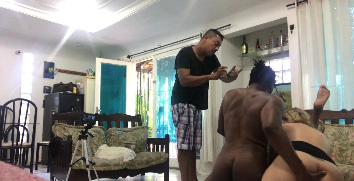 GeeDomino's tweet photo. 🆕Teaser for my new video! 📽

💗Interracial 3 Some Melissa Aleczander Chris Odara (latinas)🍓 on @faphousecom

👉https://t.co/PKoluRz8pX👈

#Amateur #Blowjob #Creampie #Interracial #Brazilian #DoggyStyle #BigAss https://t.co/UCl0cjWr7w