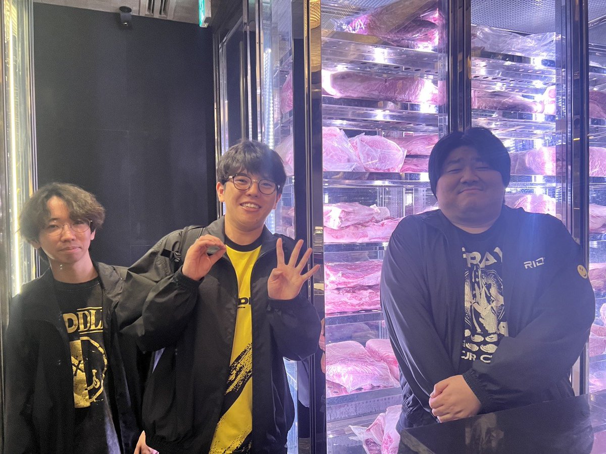 Takagi_Progamer's tweet photo. 打ち上げしてきたぞ！
次は2週間後なので沢山練習して勝つ！ https://t.co/3hmN5X4g6v