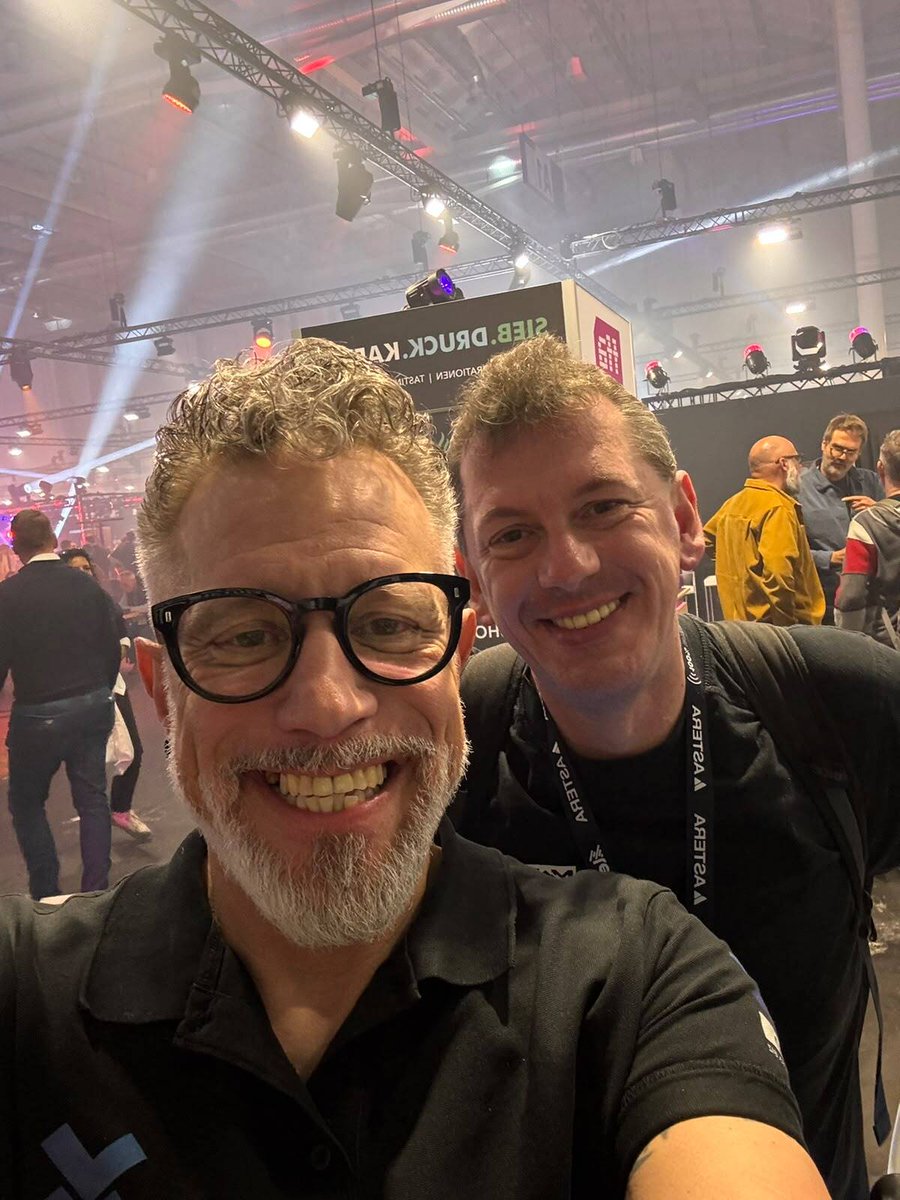 eventworxberlin's tweet photo. Junge, Junge ... wat für’n Einstand!
Tag 1 auf der LEaT in Hamburg war super. Bude voll, Hütte am Brennen und nur juti Leute am Start.
Es war uns ein Fest!
Bis morgen, Halle A1, Stand A01!
#leatcon26 #leatcon #leatcon2026
#eventtechnology, #eventindustry https://t.co/GIJsLZZmJM