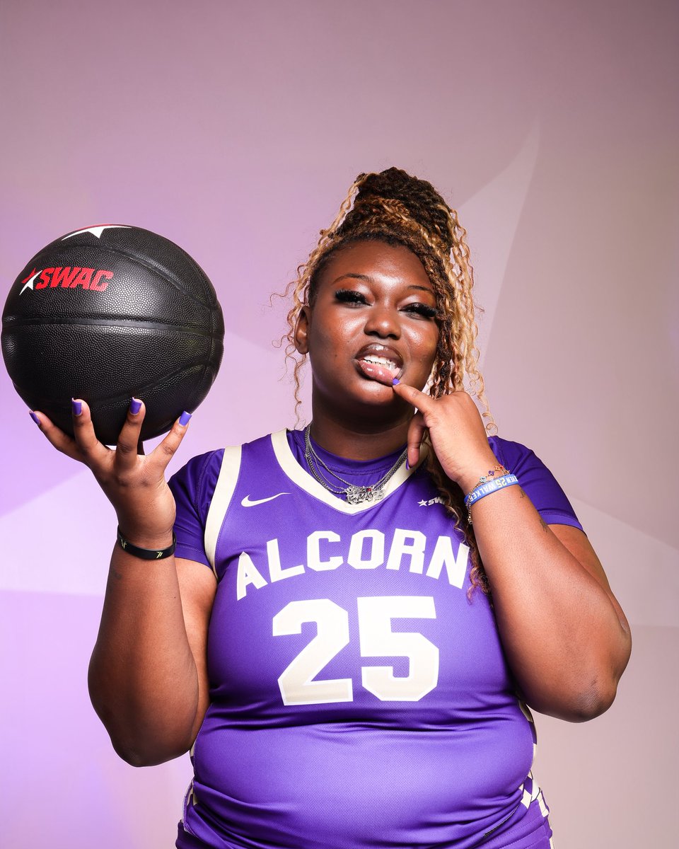 theswac's tweet photo. @BRAVESSPORTS Women’s Basketball new season loading ⏳

#SWACMD | #SWACWBB | #BuildingChampionsForLife https://t.co/eplMRgXG9K