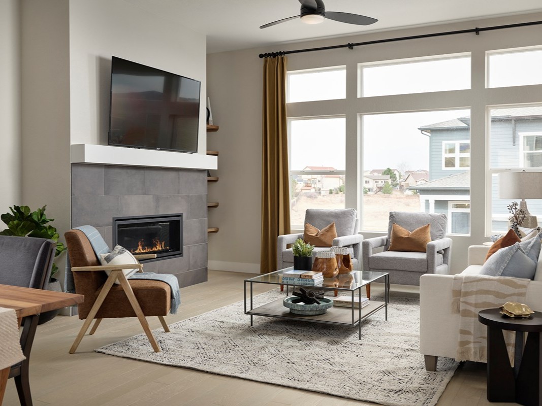 DavidWeekley's tweet photo. The fully furnished Cherry Oak pairs a bright, open second floor with a private third-floor Owner’s Retreat. Notice how that room placement changes the feel of a home. https://t.co/hnQOKxIYi8 #ColoradoSprings #NewHomes #DavidWeekleyHomes https://t.co/SUdsXrCnv7