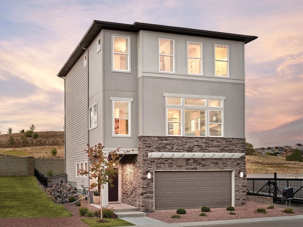 DavidWeekley's tweet photo. The fully furnished Cherry Oak pairs a bright, open second floor with a private third-floor Owner’s Retreat. Notice how that room placement changes the feel of a home. https://t.co/hnQOKxIYi8 #ColoradoSprings #NewHomes #DavidWeekleyHomes https://t.co/SUdsXrCnv7