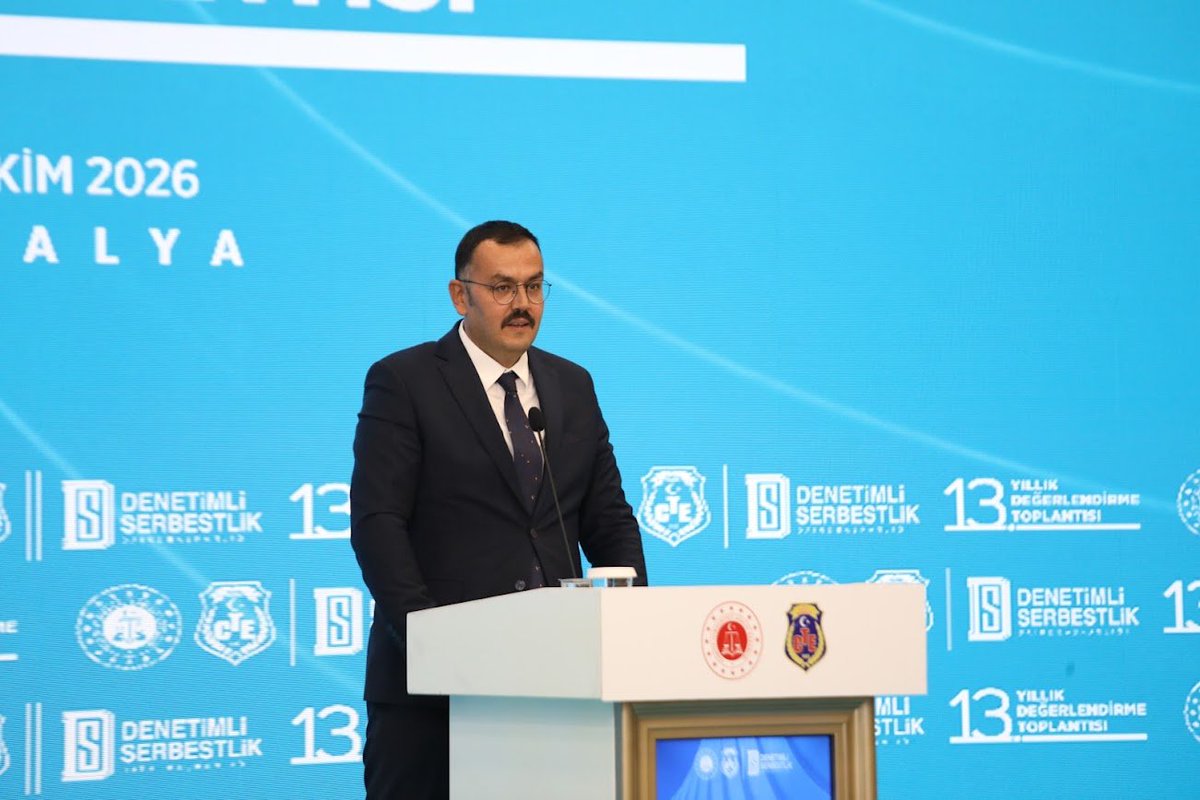Antalya_CBS's tweet photo. DENETİMLİ SERBESTLİK HİZMETLERİ 13. DEĞERLENDİRME TOPLANTISI ANTALYA’DA BAŞLADI
@adalet_bakanlik https://t.co/ZXuMUGiGY6