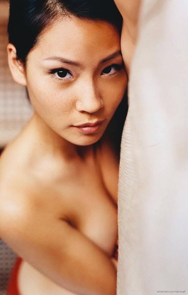 daguicar1's tweet photo. Lucy Liu. https://t.co/zMu4yFMFO1