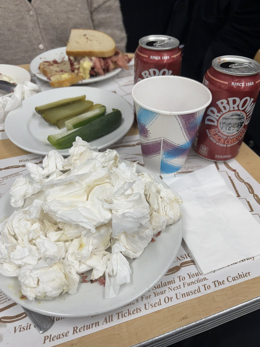 miketice86's tweet photo. Had lunch at Katz’s Deli in NYC. As good as ever. https://t.co/iib7GgER63