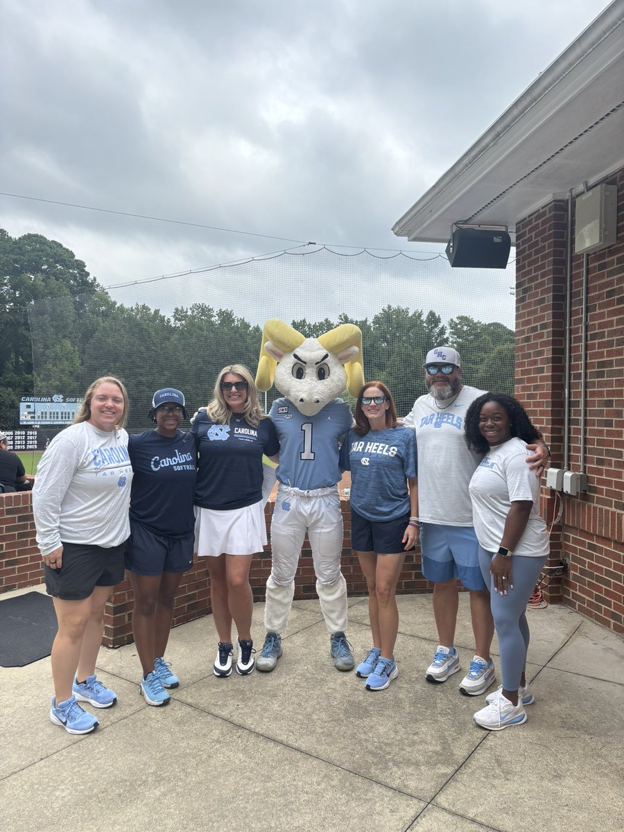 coachmegsmith's tweet photo. Happy National Coaches Day 🩵 Pretty lucky I get to do this with some of my favorite people. Go Heels! 🐏 https://t.co/7G8Xrc6a1j
