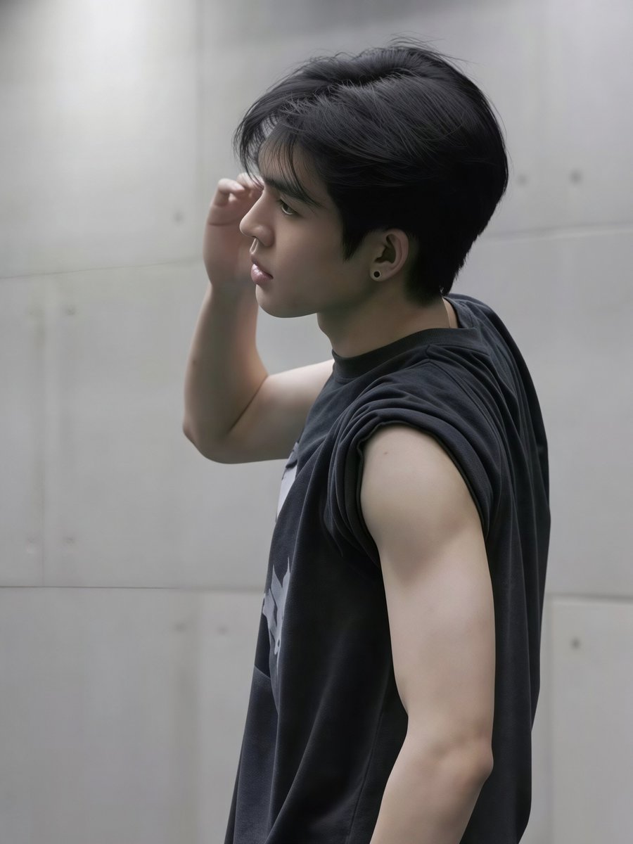 ZeePrukNuNu's tweet photo. อยากเห็นตอนซ้อมแบบนี้อีกจัง หน้าสด โคตรเท่ห์ 

#auautnp https://t.co/97tmlQrp8G