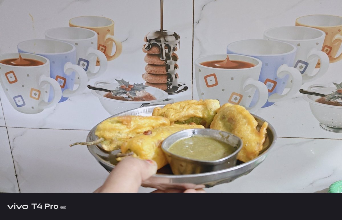 invinciblegud91's tweet photo. Ye deko meine bnaya h kis ko khana h jaldi se a jao 🌯😋🤪 https://t.co/9EV6Zo20PK