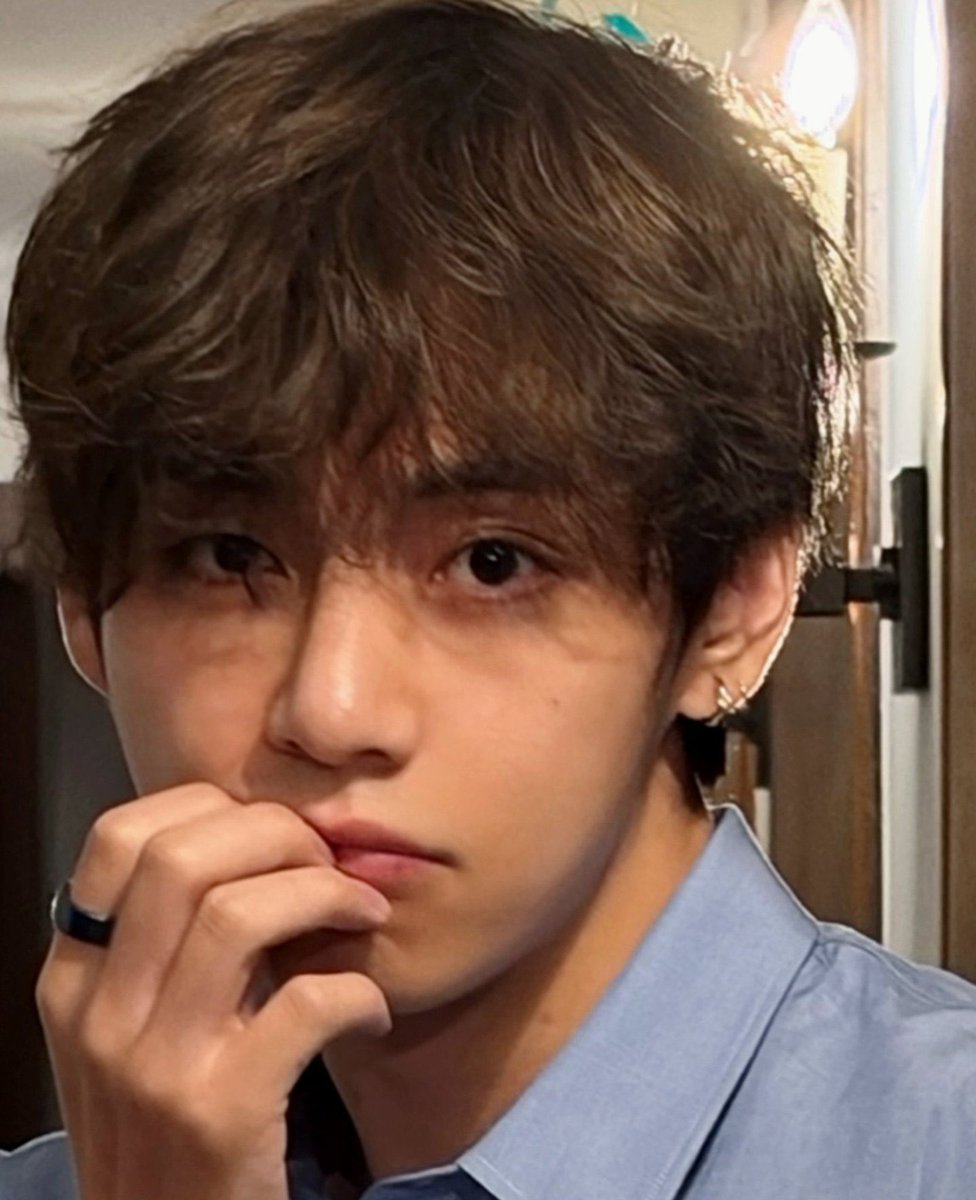 vantechapters's tweet photo. let me tell you something NO LET ME TELL YOU SOMETHING WAITTT LET ME TELL YOU - TAEHYUNG https://t.co/aXwL7UmEBW