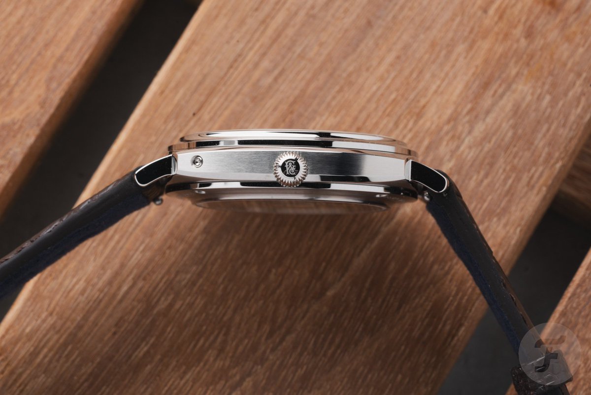 BhorneandCo's tweet photo. News:Fears just entered serious complications.

The Brunswick 39 Perpetual Calendar is the British brand's first perpetual calendar, combining the familiar cushion-shaped Brunswick case with a full calendar and moon phase.

What's impressive is how restrained it looks.

39mm wide and just 10.1mm thick including the crystal, it doesn't look like Fears simply added a complication to an existing watch.

It feels properly integrated into the design.