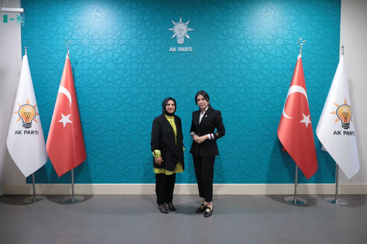 HulyaTerzioglu1's tweet photo. Genel Başkan Yardımcımız Sayın Nilhan Ayan ve Başkan Yardımcılarımız Abdulmenaf Turan, Şebnem Bursalı ve Talha Köz'ün ziyaretlerinden memnuniyet duydum.

Aynı hedefler doğrultusunda, dayanışma ve güçlü bir ��alışma anlayışıyla yolumuza devam edeceğiz. Ziyaretleri için her birine ayrı ayrı teşekkür ediyorum.
@AyanNilhan @sebnembursali