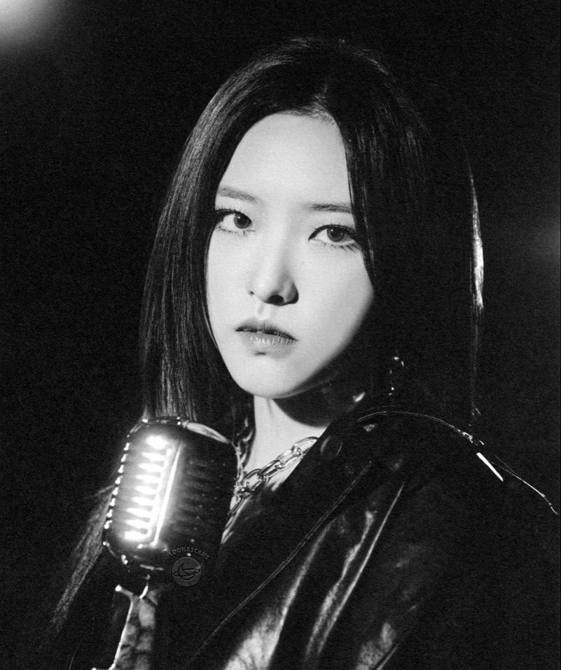 loonascoresdly's tweet photo. my gay band from the 60s 

#hyeju #underscores #loona https://t.co/0QVQc1ijeM