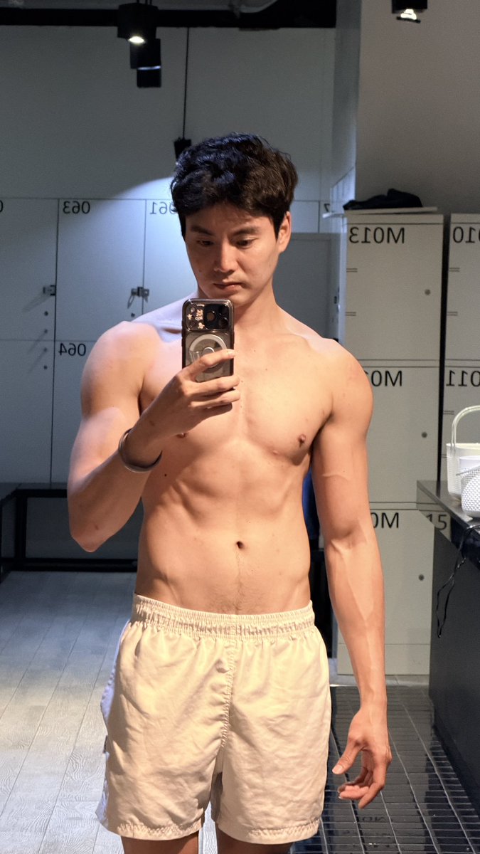 DohciiDoh's tweet photo. ยิมดึกวันนี้ https://t.co/QcbXIZjLa3