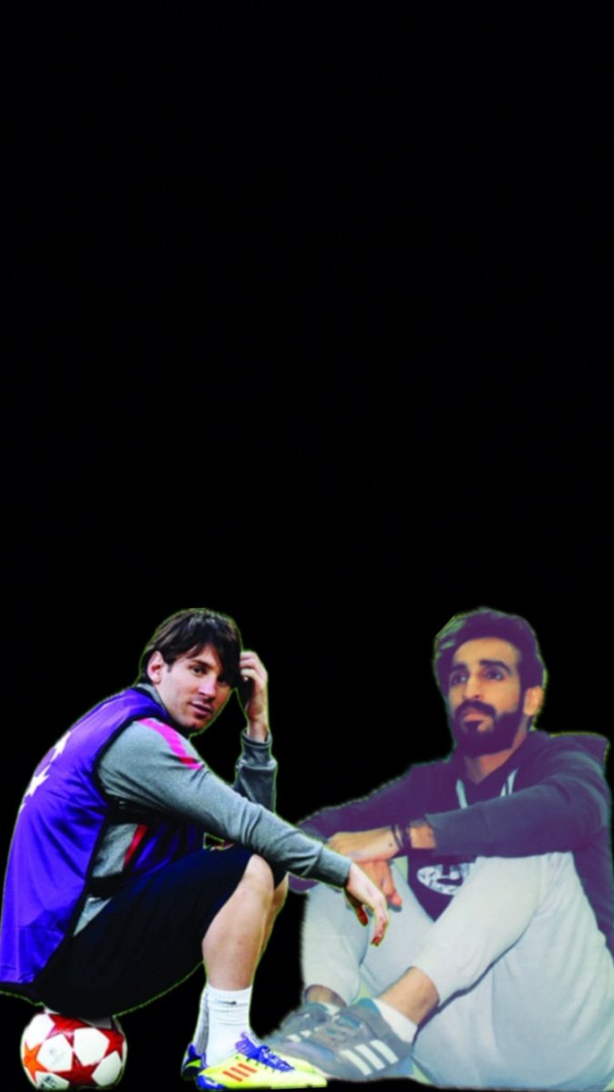 shmooos10's tweet photo. علاقتي بميسي ليست مجرد لاعب ومشجع بل عاشق بنتظر حتى الفجر لكي يرى شئ من سحر ليو الذي يكبر ونكبر معه ، استمتعت بكل لحظه وانا اشاهد صديقي يفوز ويخسر يبكي ويفرح كنت معه في المشهد لم اغب لحظه واحده ، سافتقدك ي صديقي كثيرا الكرة بعدك ليس لها طعم ولا لون..
وداعا ليو صديقي ..
#ميسي https://t.co/ItMS41lrP7