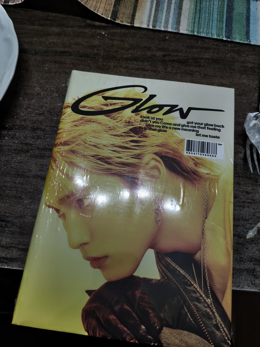 rintolinn's tweet photo. @fixonnilay xnghanxoul!! I waited two months for it😭😭 https://t.co/S83N4v4rpM
