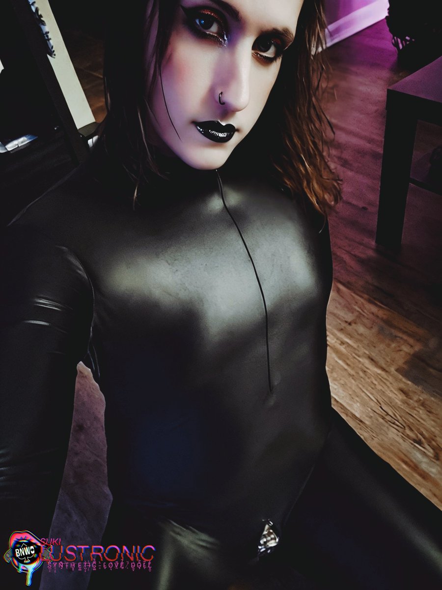Lustronic's tweet photo. Is Daddy into #Goth gurls? 😜♠️
#sissy #snowbunny #qos #bnwo #bbc #blackowned #bbcsissy #bbconly #wldm #kaw #racetraitor #crossdresser #locktober #sissychastity #whiteboi #bnwo https://t.co/TeYRBPd398