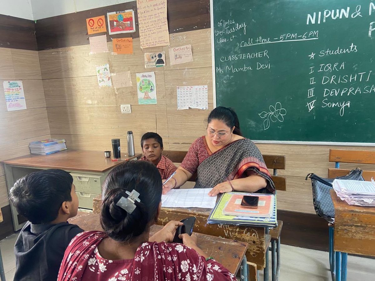 MunirkaSchool's tweet photo. Today, Nipun Sankalp PTM was organized in Munirka school, where parents were informed about the results of Nipun assessment, Mid-Term exam performance, academic progress and discussed ways to improve school attendance of their ward.
Thanks to all in making the event  successful. https://t.co/N34Y0DMkS5