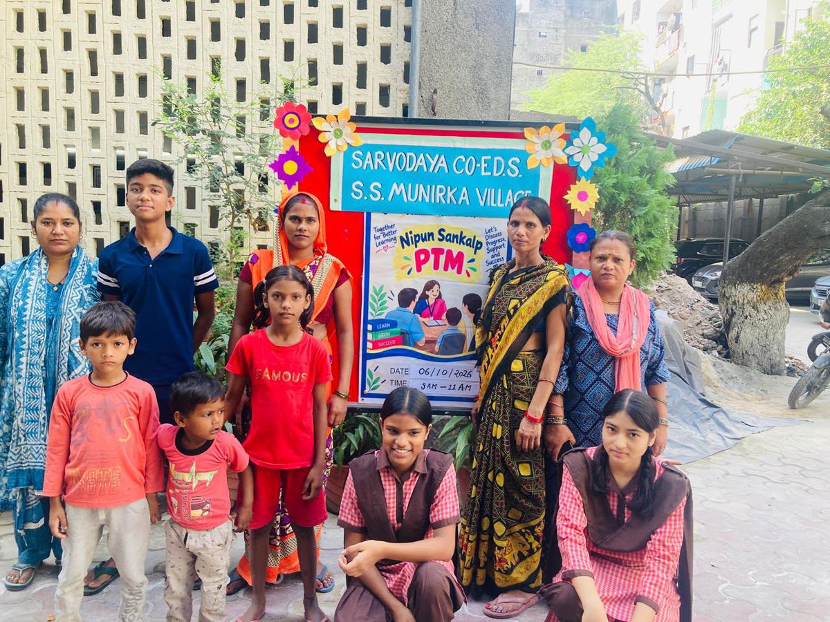 MunirkaSchool's tweet photo. Today, Nipun Sankalp PTM was organized in Munirka school, where parents were informed about the results of Nipun assessment, Mid-Term exam performance, academic progress and discussed ways to improve school attendance of their ward.
Thanks to all in making the event  successful. https://t.co/N34Y0DMkS5