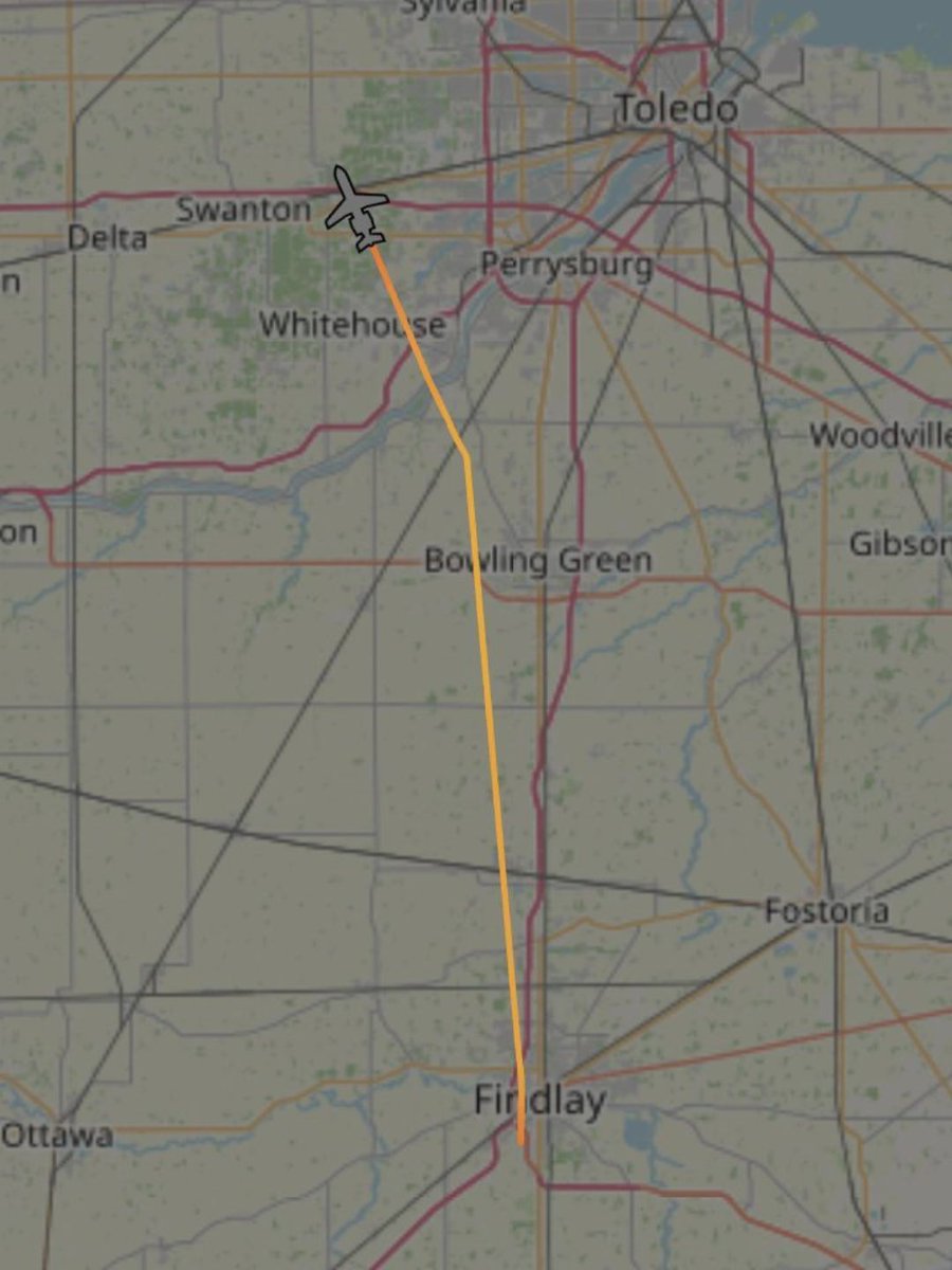 HQNewsNow's tweet photo. Ohio Republican Gov. candidate Vivek Ramaswamy took an 11 minute flight this week from Findlay, Ohio to Toledo, Ohio on his private jet. https://t.co/CIu8vB4WiF
