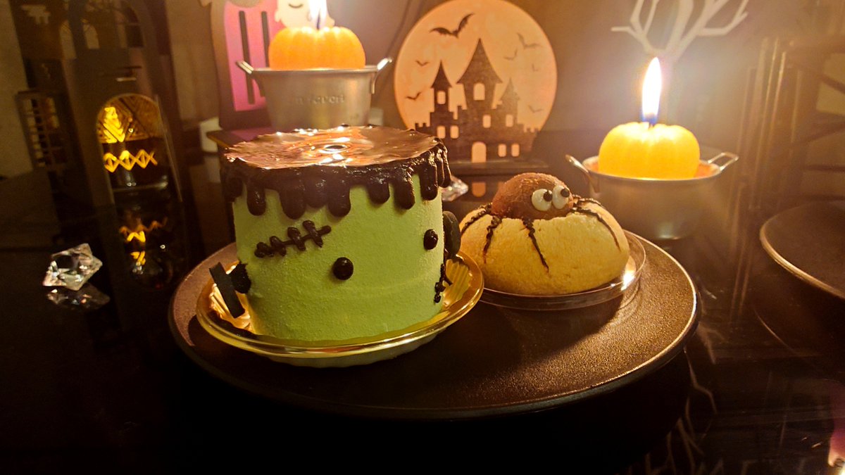 Elu_105's tweet photo. @miil_comfy 過去にもこんなの買ったのよ🎃🦇🕸 https://t.co/M7Ri8BiqJl