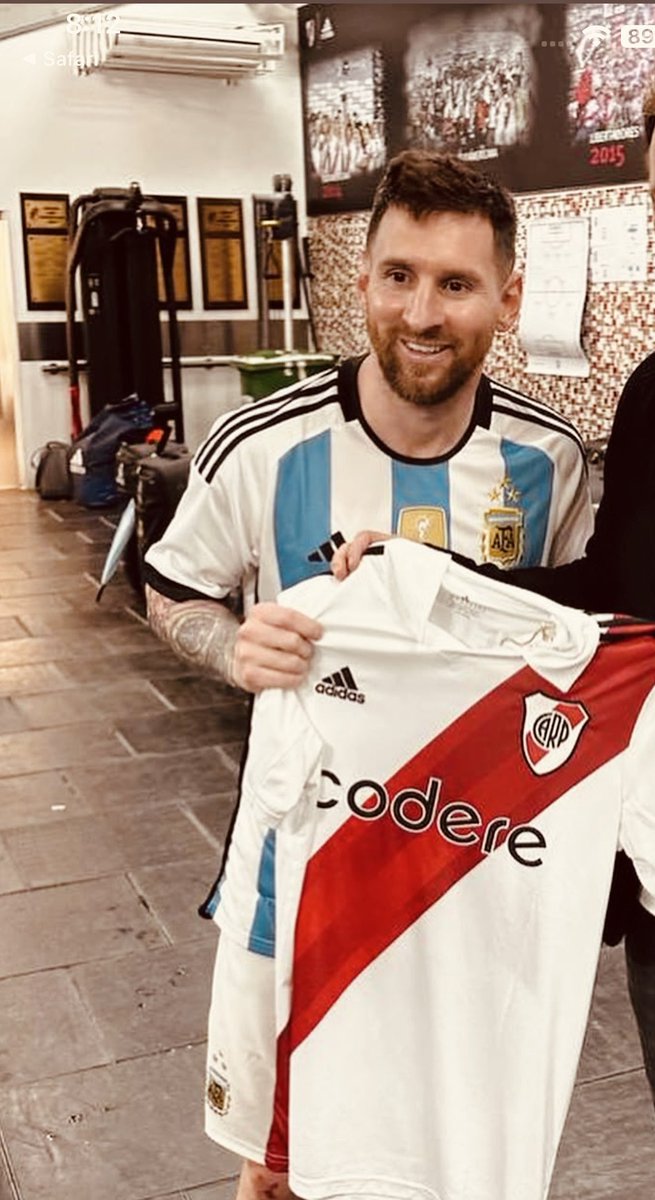 Briagustinaa's tweet photo. Y sí, esta historia tan hermosa tenía que tener su final en el Monumental. https://t.co/03mghDfC3J