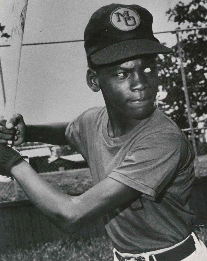 nut_history's tweet photo. A young Michael Jordan https://t.co/jFQ1JpkNkY