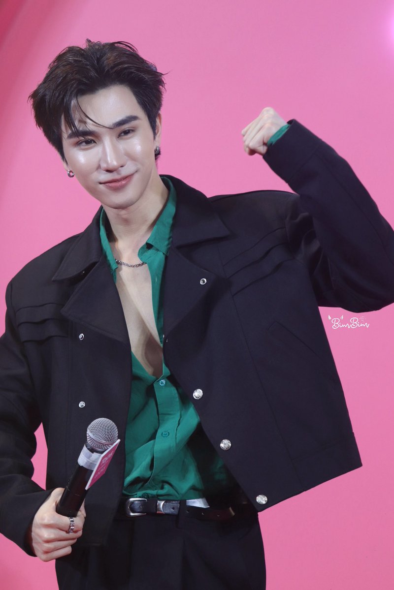 noperthnolife's tweet photo. อเมริกาโน่คั่วกล้ามว่าซั่นนนนนน
ใจมันสั่นนอนไม่หลับทำไงดีล่ะทีนี้ 🥺🥺

PERTH X TOPS OF GOHAIR  

#GOHAIRxPerth
#PerthTanapon https://t.co/4ET5pI8QlA
