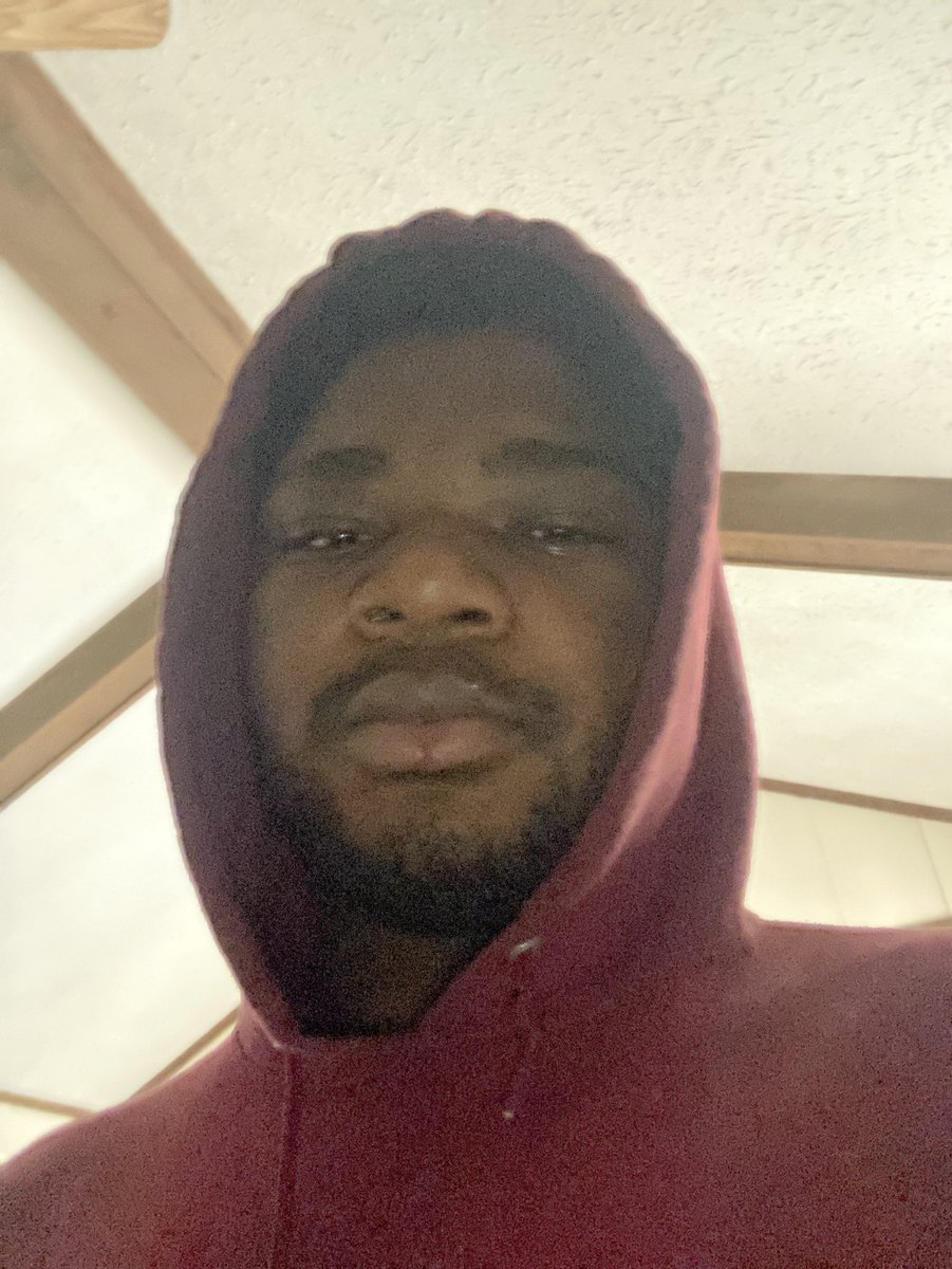 PapiToxico666's tweet photo. Tryna eat you out for breakfast lunch and dinner 🦈👑 https://t.co/7GqGsPfxtf
