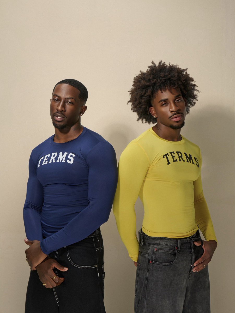 BDTRELILBROTHER's tweet photo. Navy 💙 or Saffron ?💛 https://t.co/D5UGIVDaOa