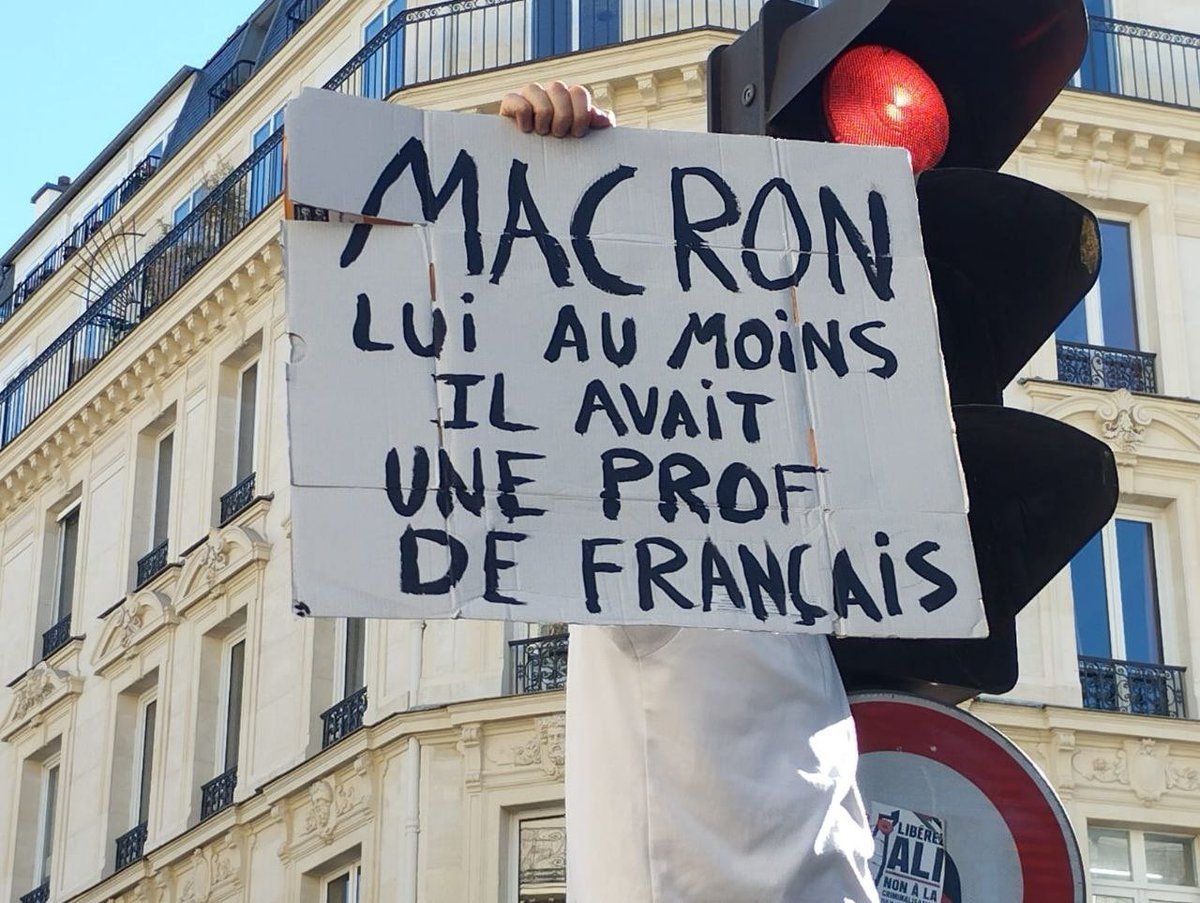 DevGencli_'s tweet photo. Keuf gout faf ou puff gout paf ? https://t.co/hFJYKxDVaF